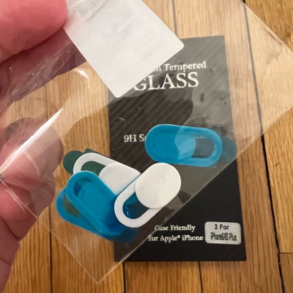 3 iPhone 6Plus Cases, 3 Screen Protectors, Camera Covers - Picture 5 of 5